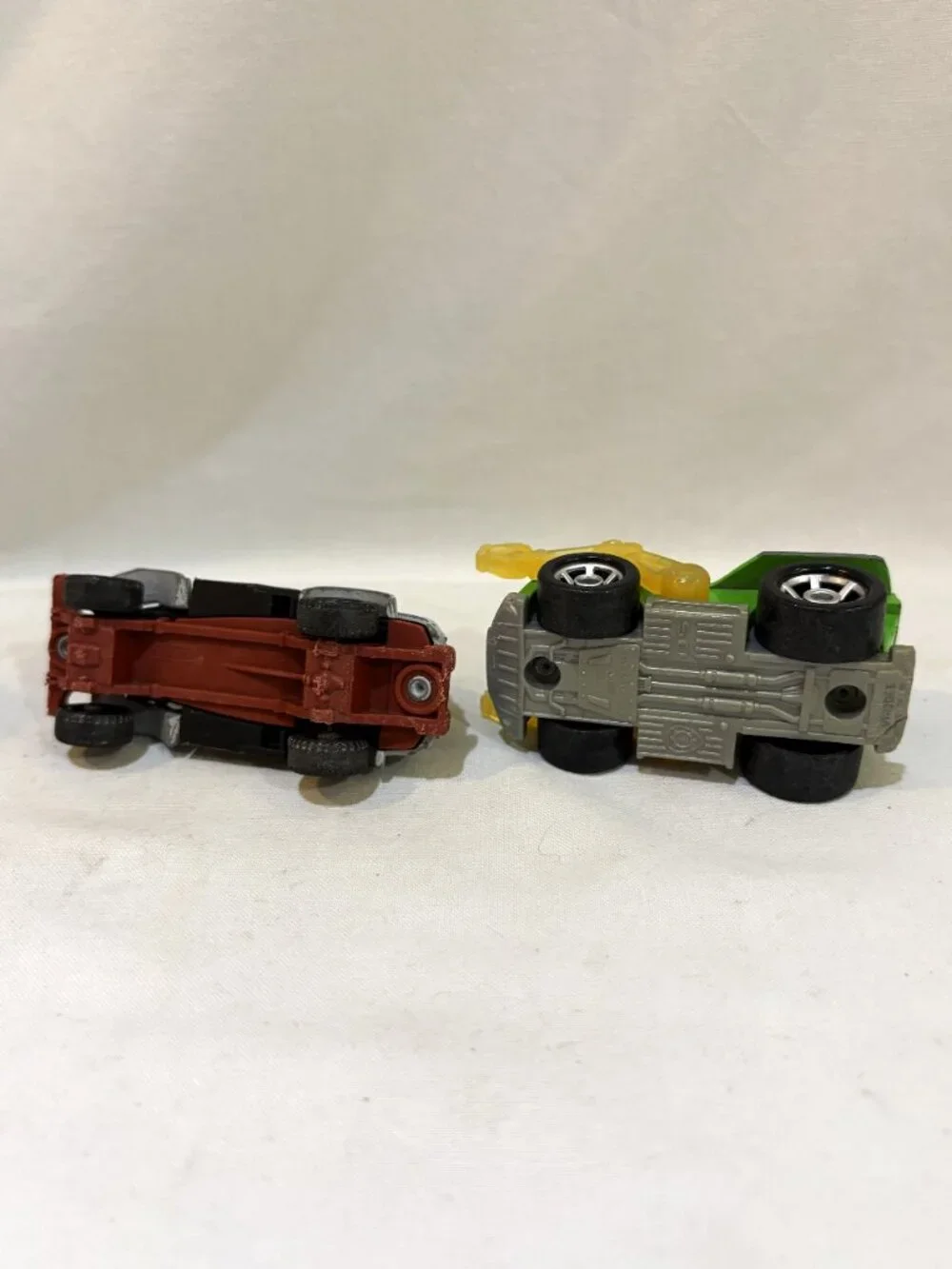 Set of 2 Miniature Vehicle Models Matchbox Jungle Crawler & Paw Patrol Mighty